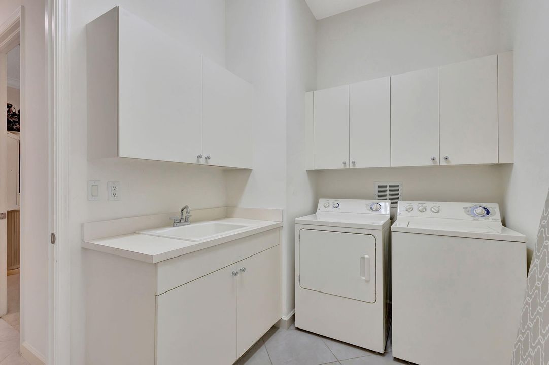 En Renta: $15,750 (3 camas, 3 baños, 2920 Pies cuadrados)