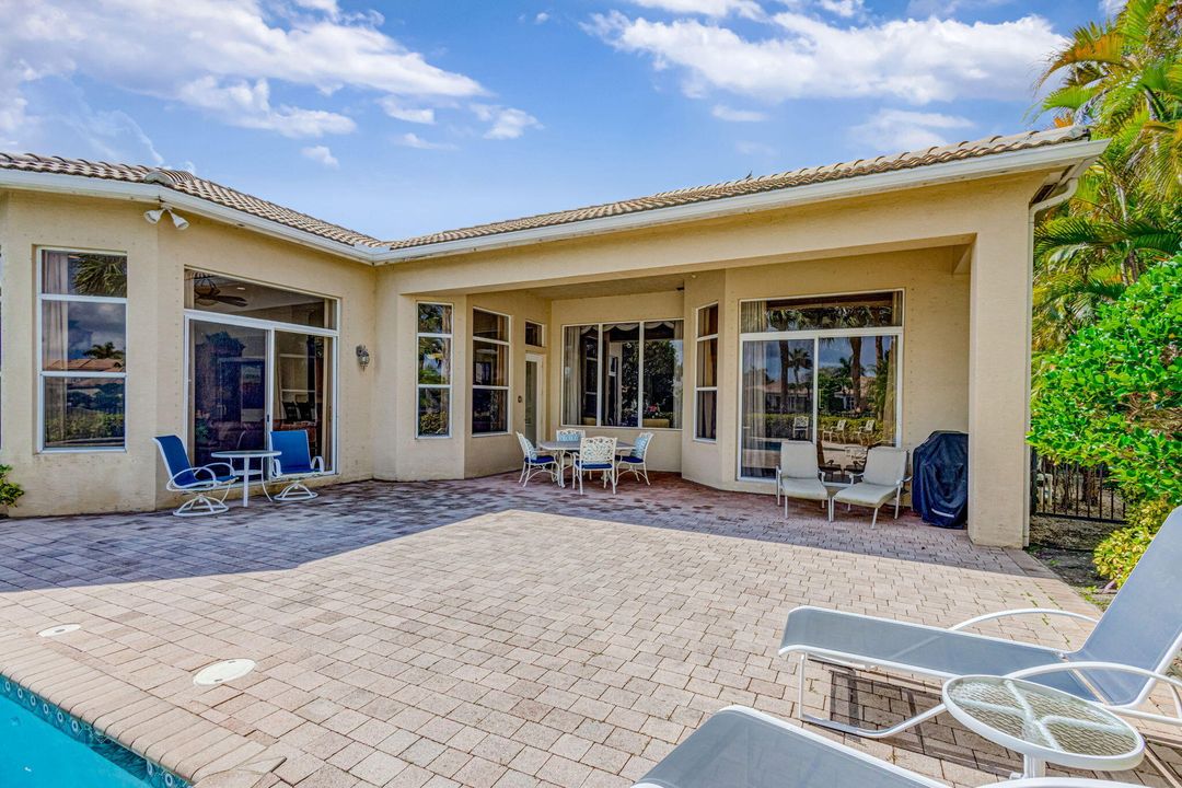 En Renta: $15,750 (3 camas, 3 baños, 2920 Pies cuadrados)