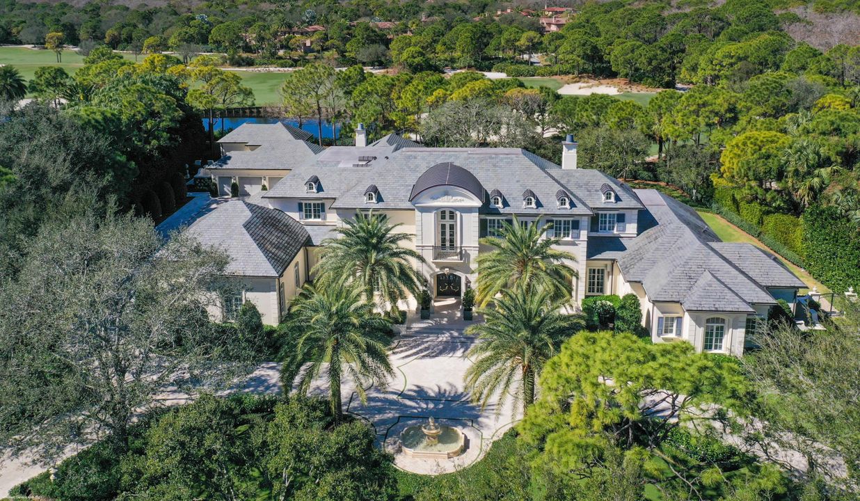 Недавно продано: $24,775,000 (5 спален, 8 ванн, 10401 Квадратных фут)