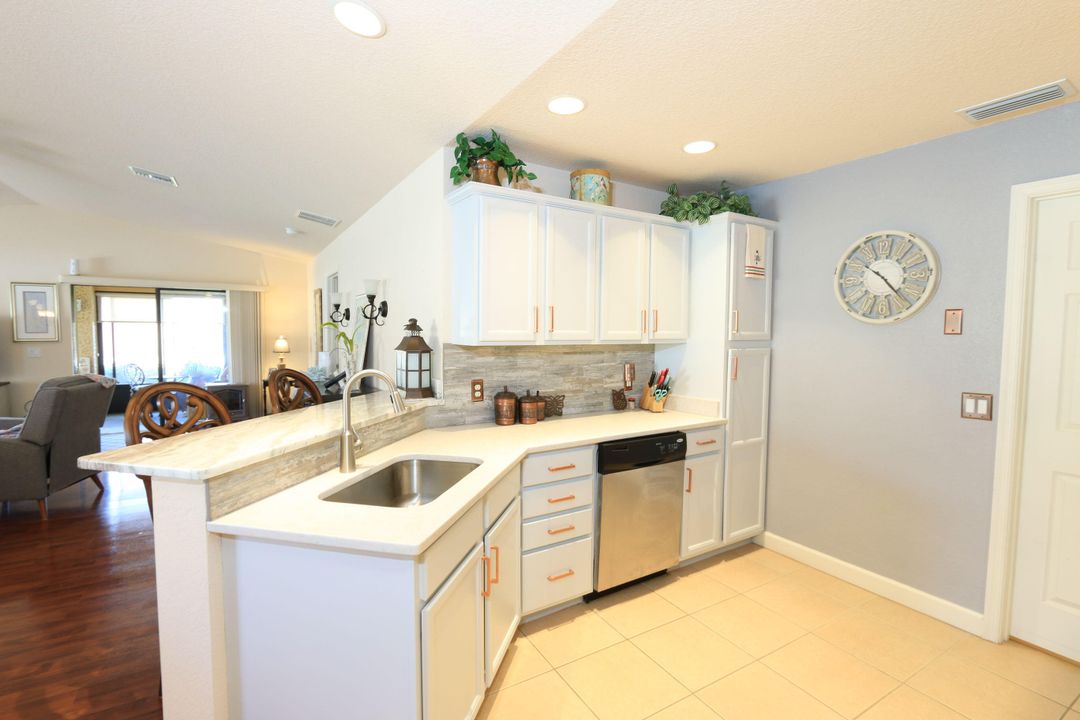 待售: $169,500 (2 贝兹, 2 浴室, 1439 平方英尺)