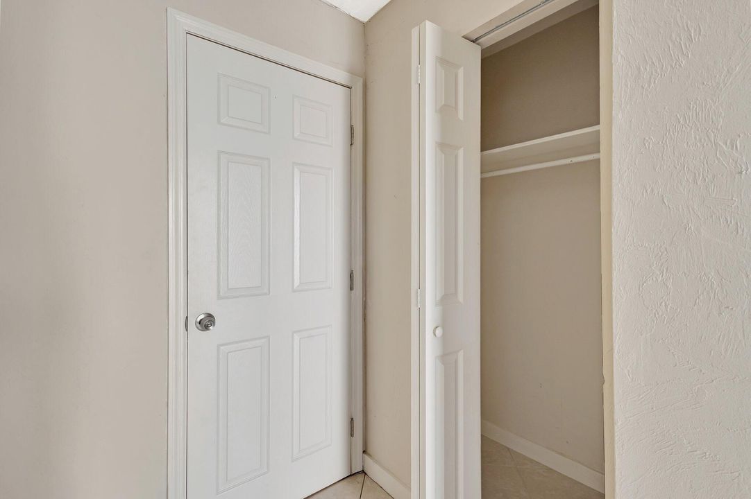 For Sale: $899,000 (0 beds, 0 baths, 2471 Square Feet)