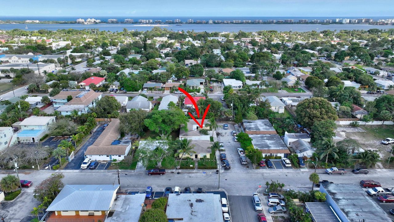 For Sale: $899,000 (0 beds, 0 baths, 2471 Square Feet)