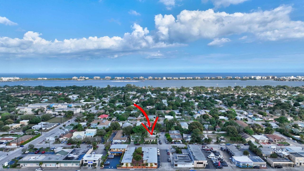 For Sale: $899,000 (0 beds, 0 baths, 2471 Square Feet)