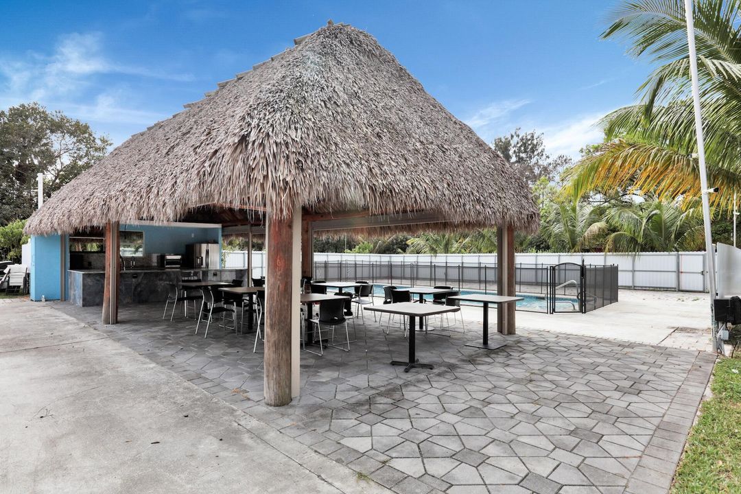 На продажу: $1,250,000 (4 спален, 3 ванн, 2933 Квадратных фут)