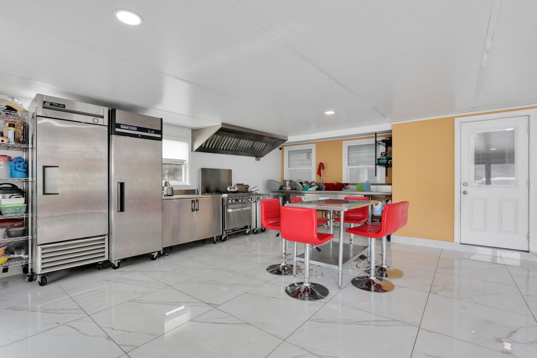 На продажу: $1,250,000 (4 спален, 3 ванн, 2933 Квадратных фут)