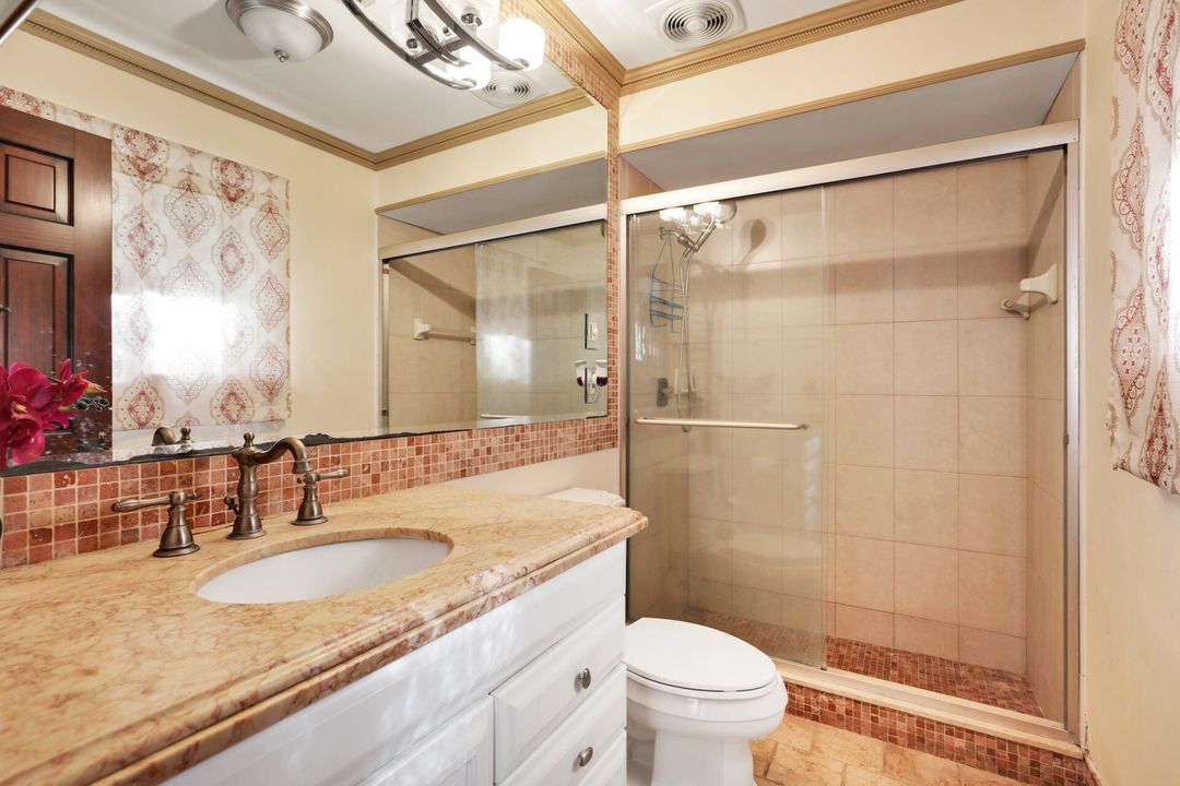 Active With Contract: $1,175,000 (5 beds, 3 baths, 1952 Square Feet)