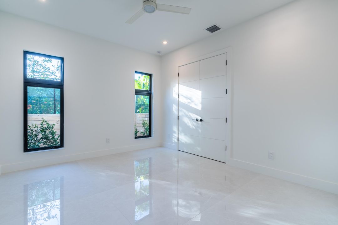 待售: $6,300,000 (5 贝兹, 5 浴室, 5019 平方英尺)