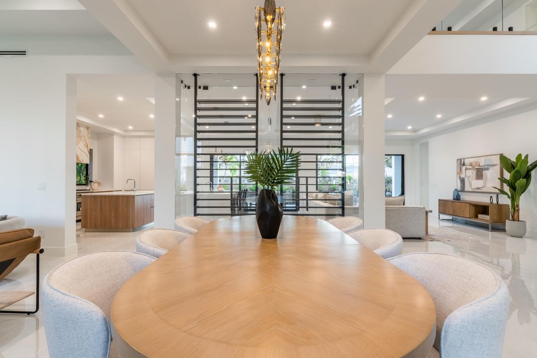 待售: $6,300,000 (5 贝兹, 5 浴室, 5019 平方英尺)