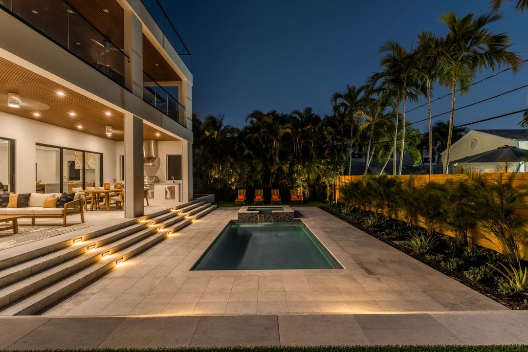 待售: $6,300,000 (5 贝兹, 5 浴室, 5019 平方英尺)