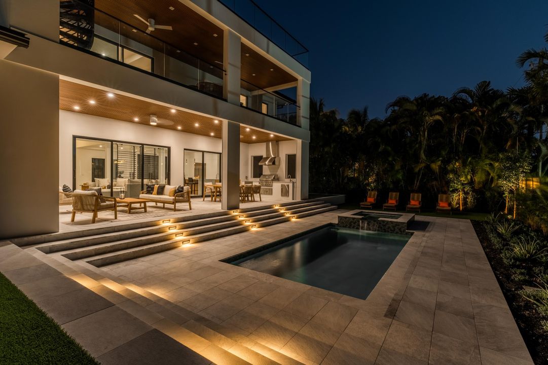 待售: $6,300,000 (5 贝兹, 5 浴室, 5019 平方英尺)