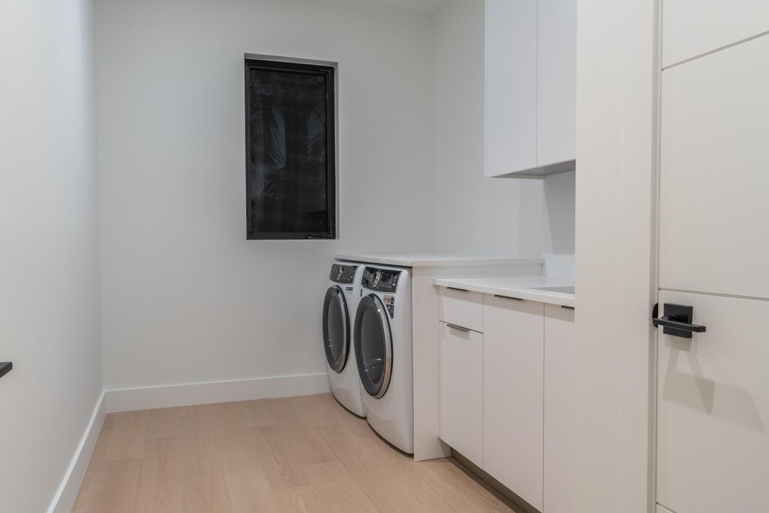 待售: $6,300,000 (5 贝兹, 5 浴室, 5019 平方英尺)