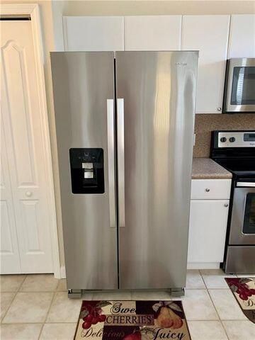 合同活跃: $2,900 (3 贝兹, 2 浴室, 1457 平方英尺)