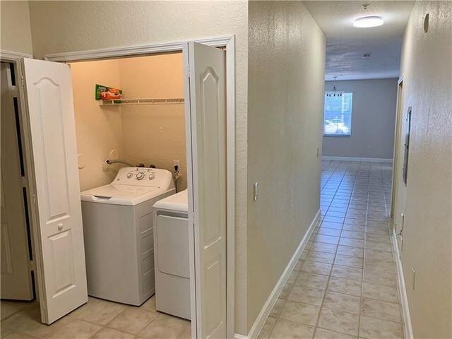 合同活跃: $2,900 (3 贝兹, 2 浴室, 1457 平方英尺)