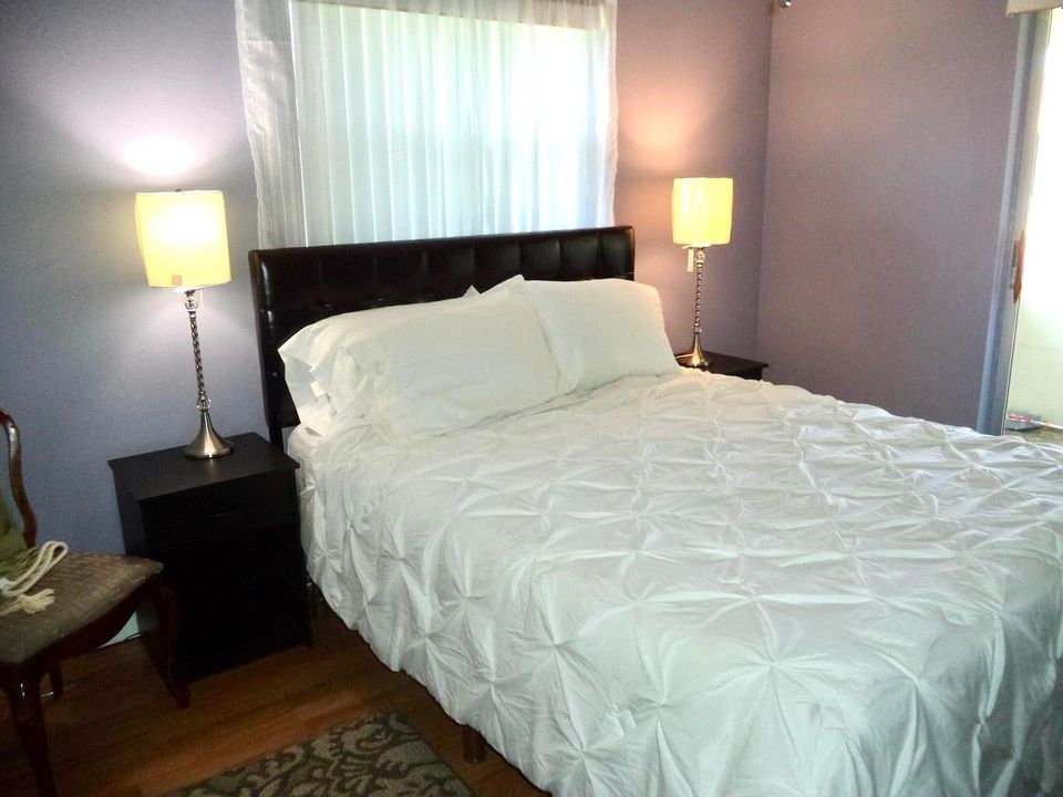 待售: $98,999 (2 贝兹, 2 浴室, 880 平方英尺)