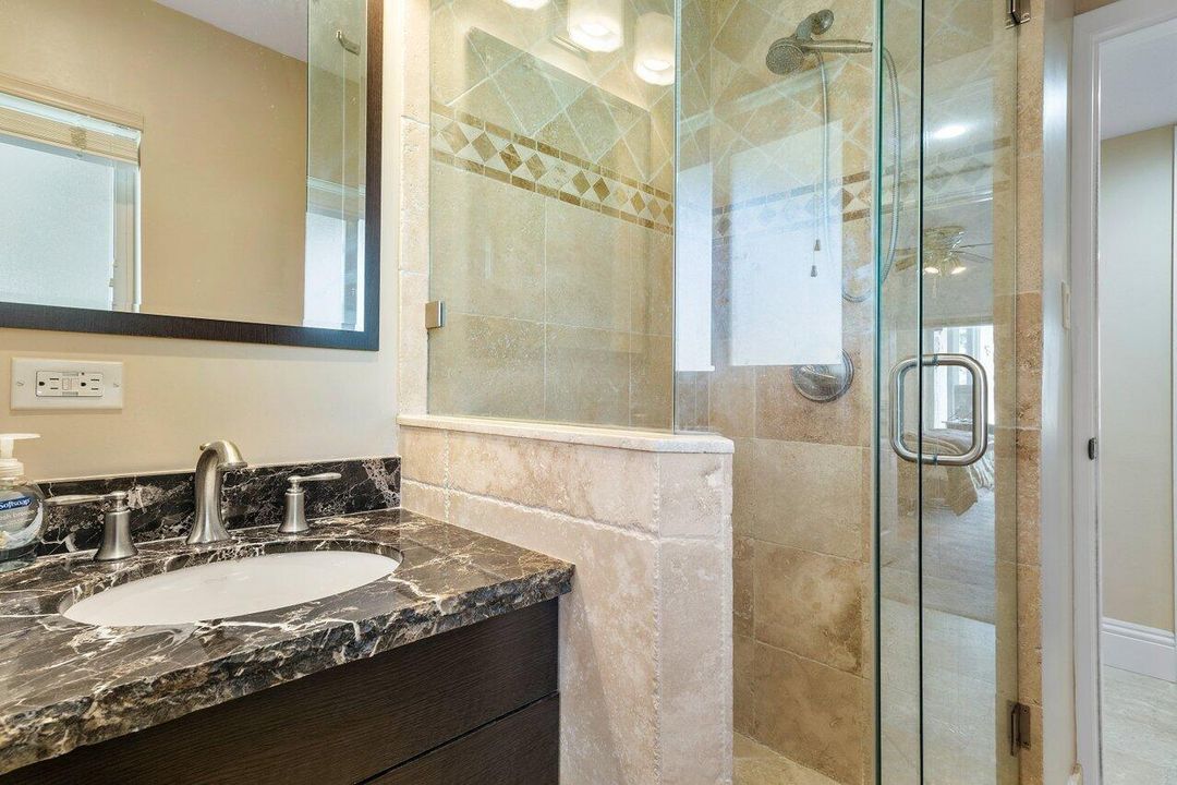 Под контрактом: $2,975,999 (4 спален, 3 ванн, 3485 Квадратных фут)