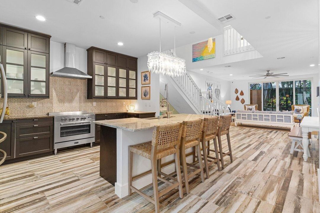 For Sale: $2,050,000 (3 beds, 2 baths, 2317 Square Feet)