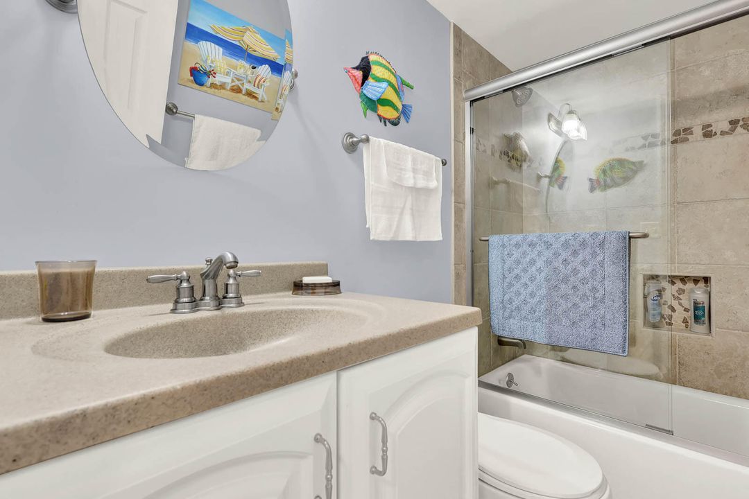 Active With Contract: $418,000 (2 beds, 2 baths, 1053 Square Feet)