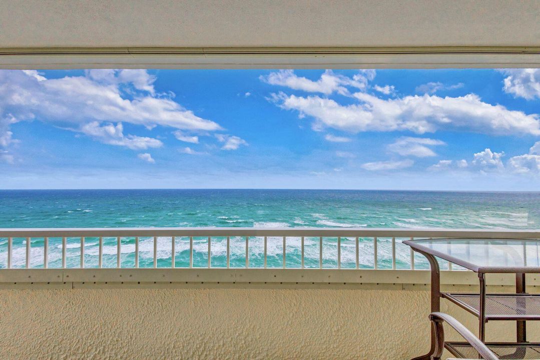 Recently Rented: $8,000 (2 beds, 2 baths, 1668 Square Feet)