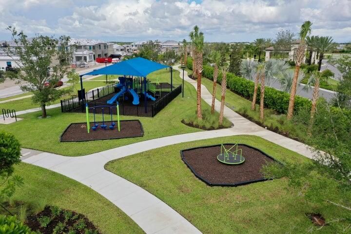 Active With Contract: $1,247,900 (4 beds, 4 baths, 3000 Square Feet)