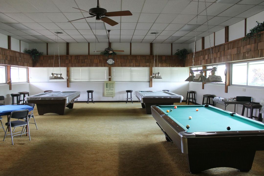 For Sale: $124,500 (2 beds, 2 baths, 1014 Square Feet)