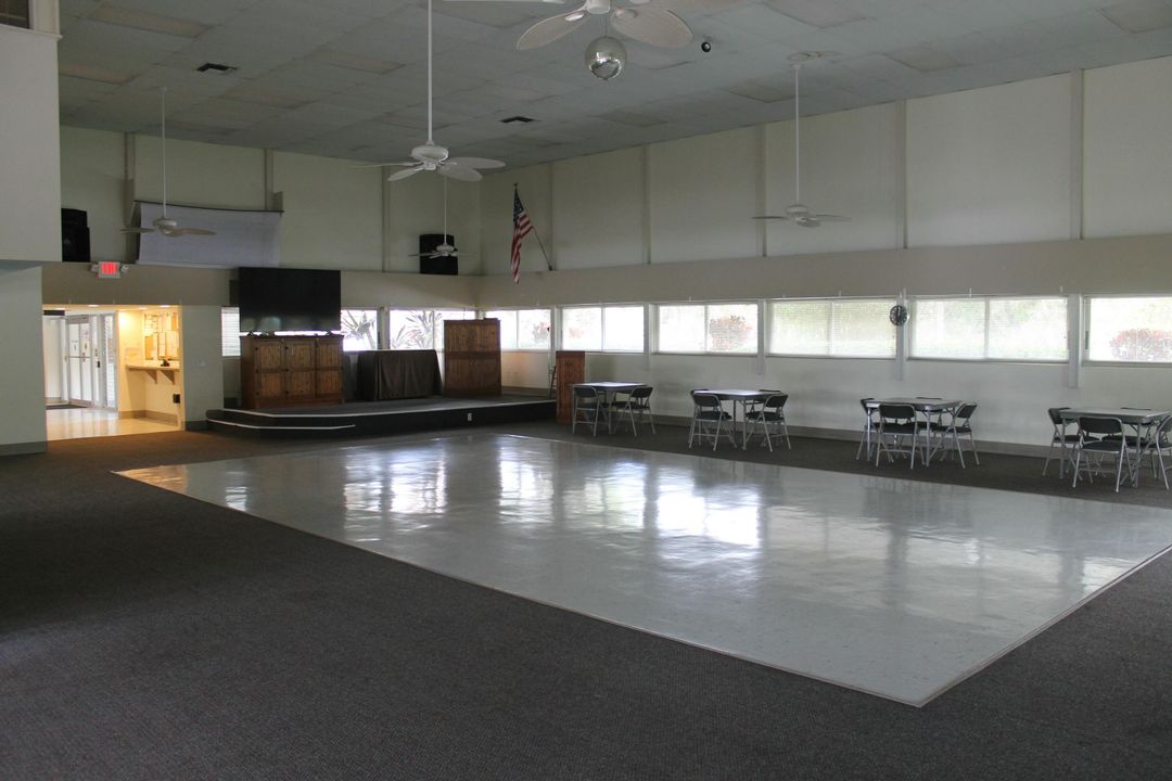 For Sale: $124,500 (2 beds, 2 baths, 1014 Square Feet)