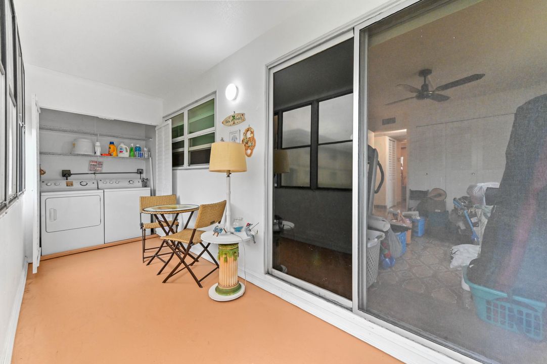 Active With Contract: $89,000 (2 beds, 2 baths, 880 Square Feet)