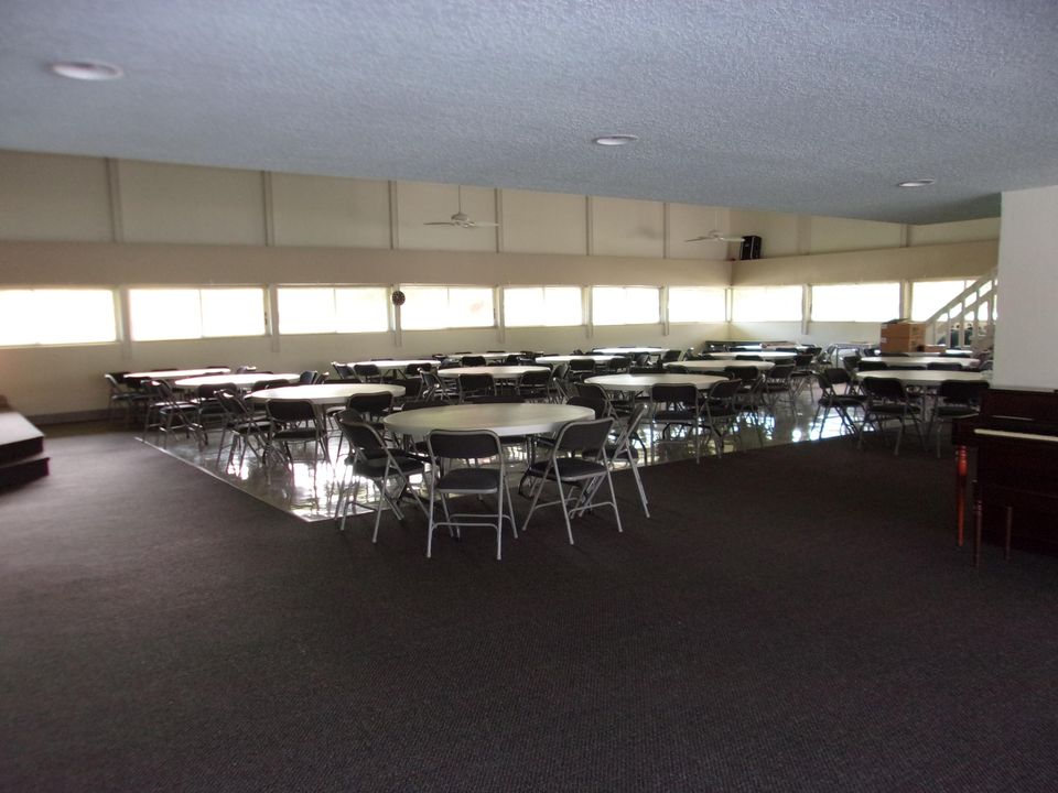 待售: $129,900 (1 贝兹, 1 浴室, 747 平方英尺)