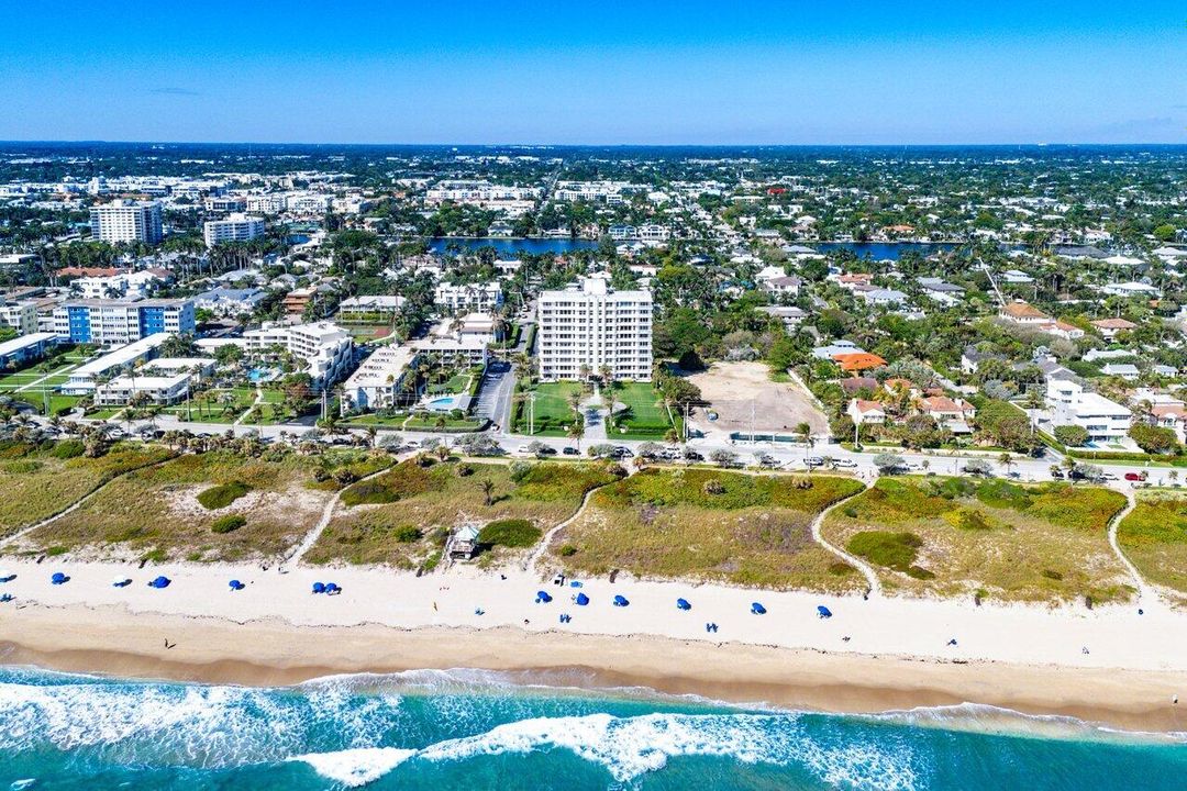 合同活跃: $2,999,999 (3 贝兹, 3 浴室, 2748 平方英尺)