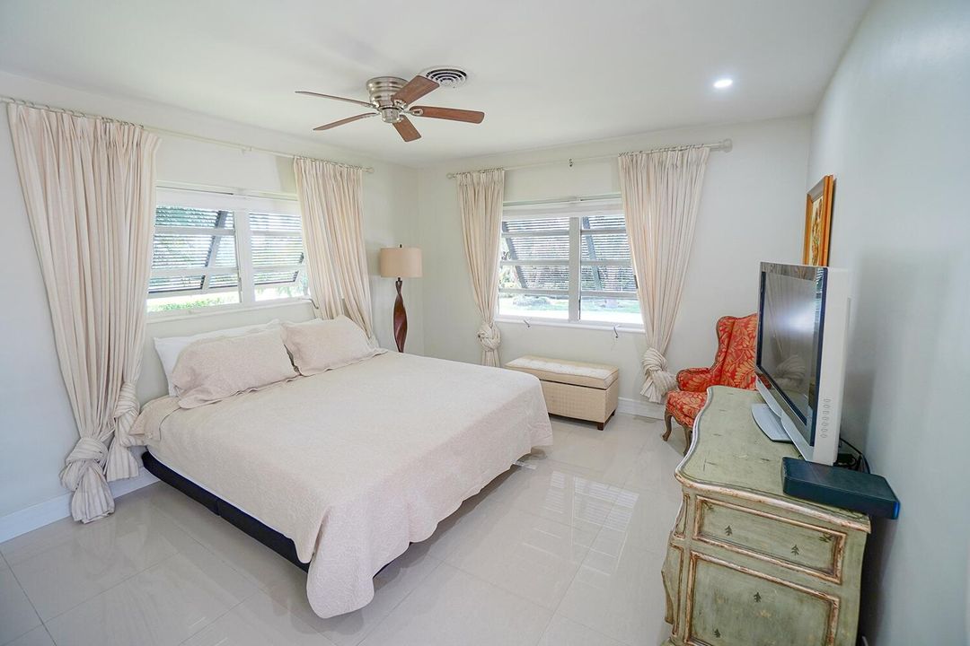 For Sale: $4,899,900 (3 beds, 2 baths, 2234 Square Feet)