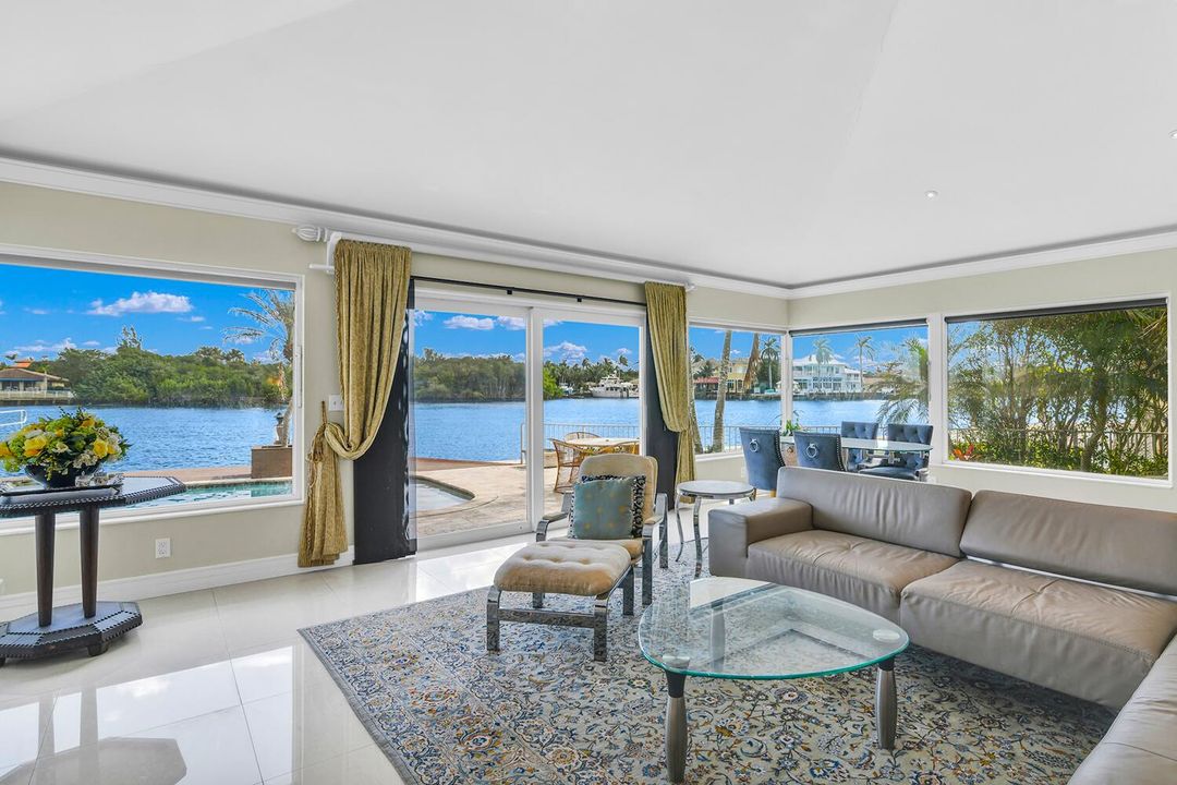 For Sale: $4,899,900 (3 beds, 2 baths, 2234 Square Feet)