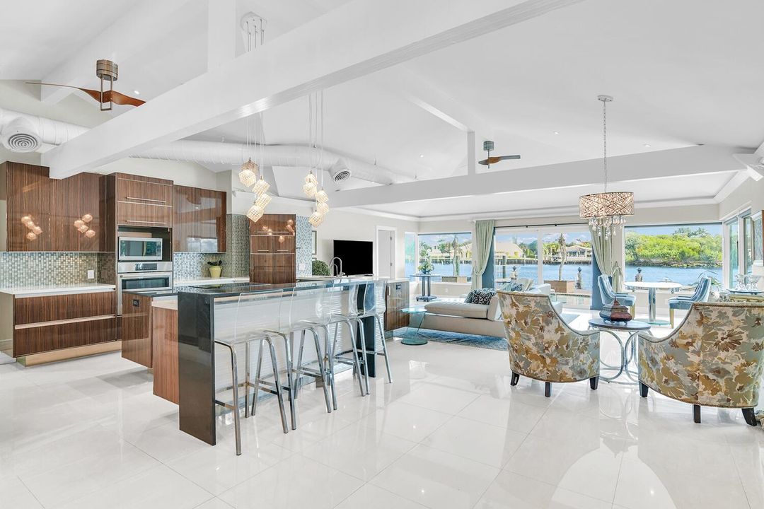 For Sale: $4,899,900 (3 beds, 2 baths, 2234 Square Feet)