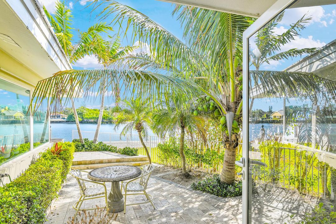 For Sale: $4,899,900 (3 beds, 2 baths, 2234 Square Feet)