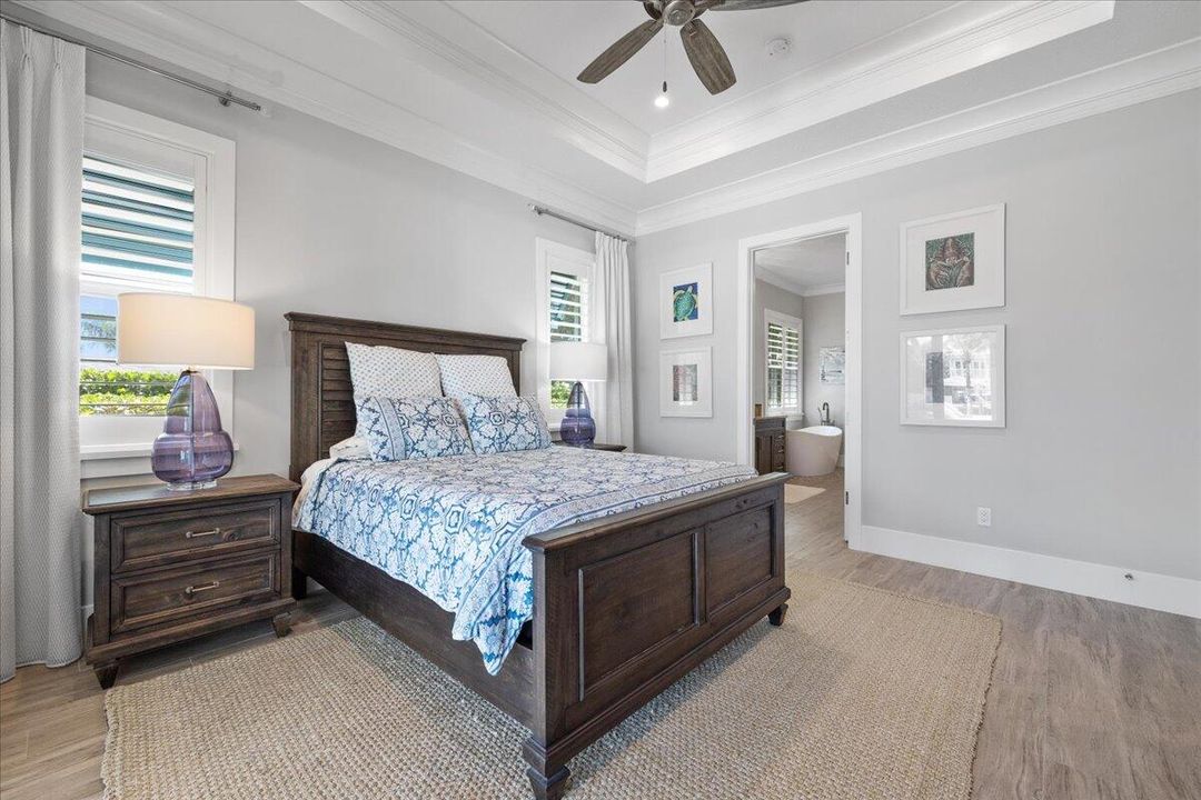 For Rent: $30,000 (5 beds, 4 baths, 3308 Square Feet)