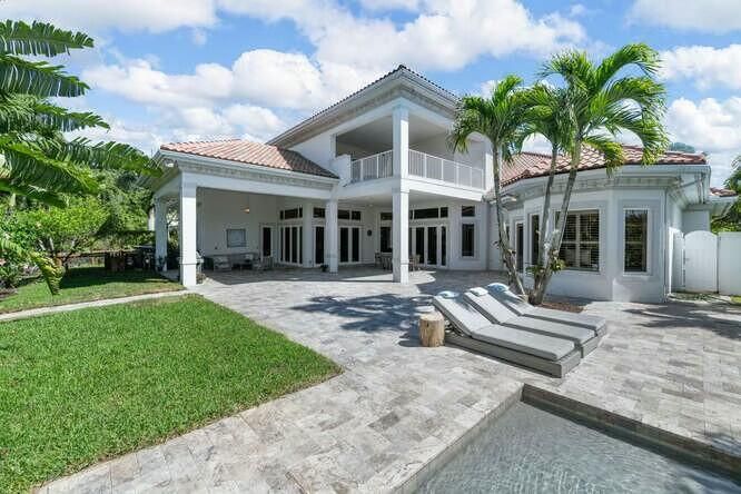 En Venta: $7,950,000 (8 camas, 7 baños, 7230 Pies cuadrados)