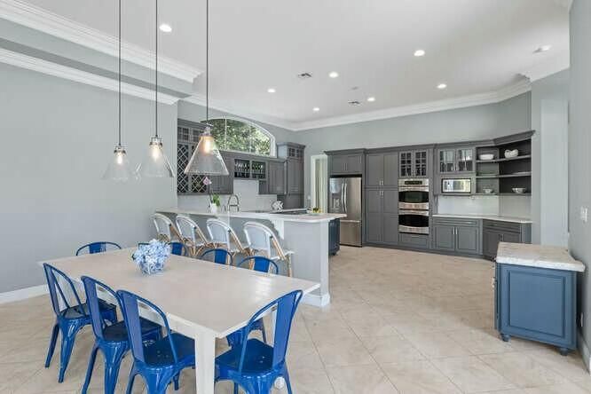 En Venta: $7,950,000 (8 camas, 7 baños, 7230 Pies cuadrados)