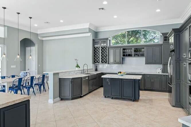 En Venta: $7,950,000 (8 camas, 7 baños, 7230 Pies cuadrados)