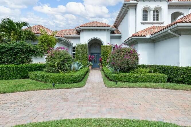 En Venta: $7,950,000 (8 camas, 7 baños, 7230 Pies cuadrados)