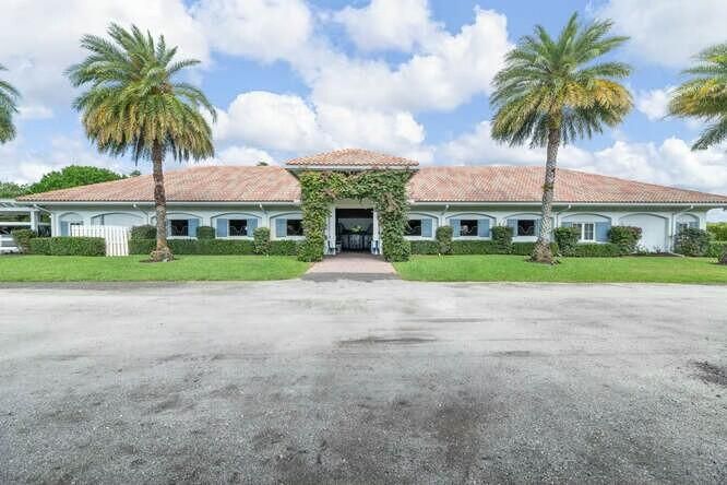 En Venta: $7,950,000 (8 camas, 7 baños, 7230 Pies cuadrados)