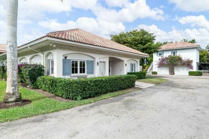 En Venta: $7,950,000 (8 camas, 7 baños, 7230 Pies cuadrados)
