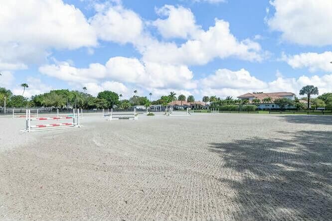 En Venta: $7,950,000 (8 camas, 7 baños, 7230 Pies cuadrados)