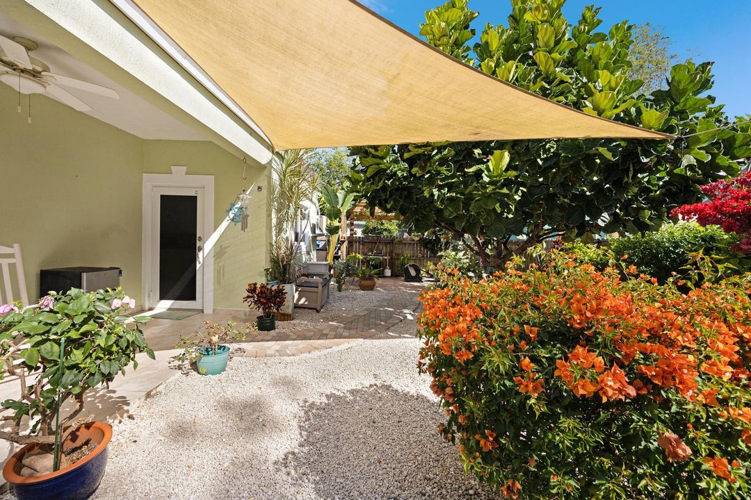 For Sale: $729,000 (3 beds, 2 baths, 1415 Square Feet)