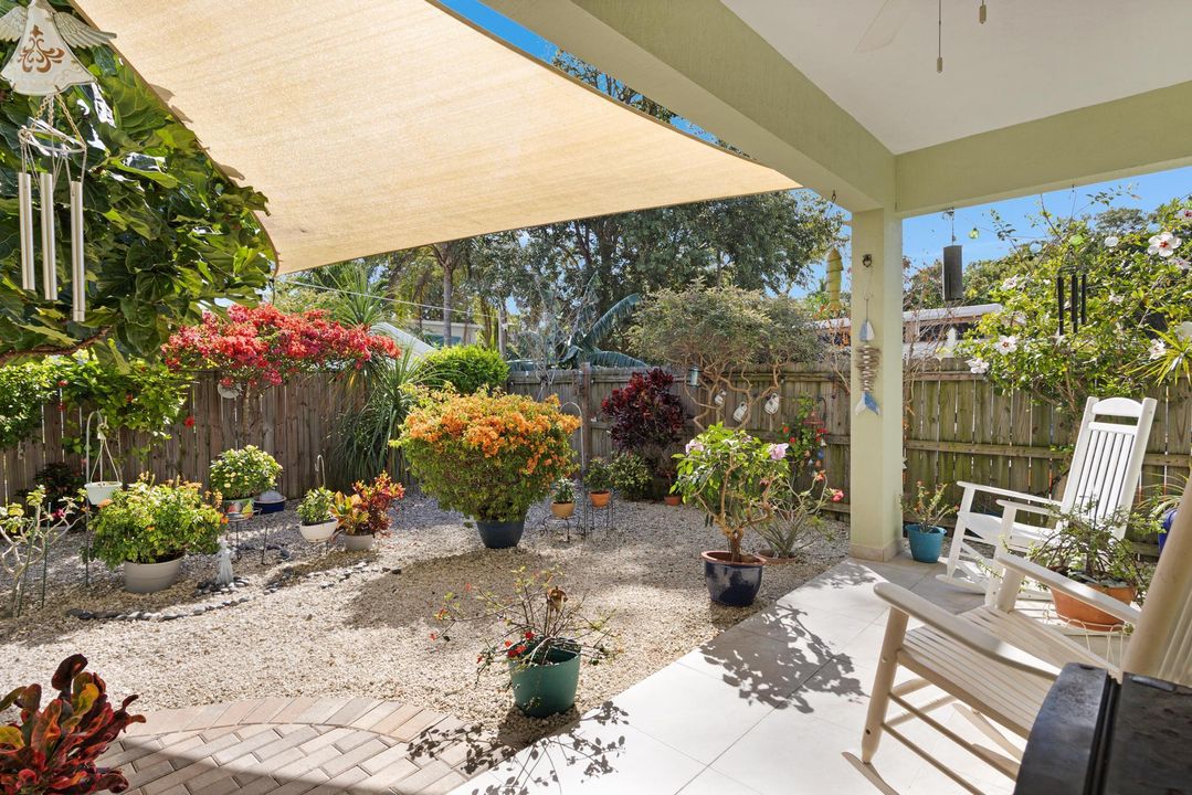 For Sale: $729,000 (3 beds, 2 baths, 1415 Square Feet)