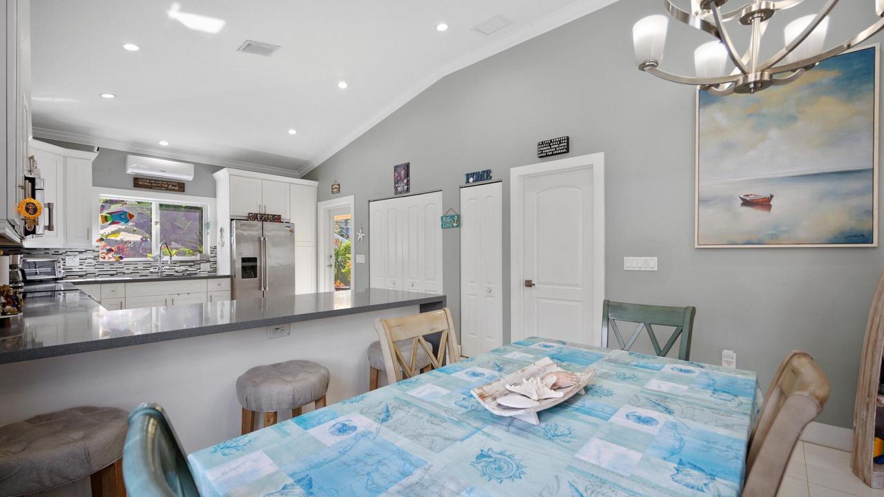 For Sale: $729,000 (3 beds, 2 baths, 1415 Square Feet)