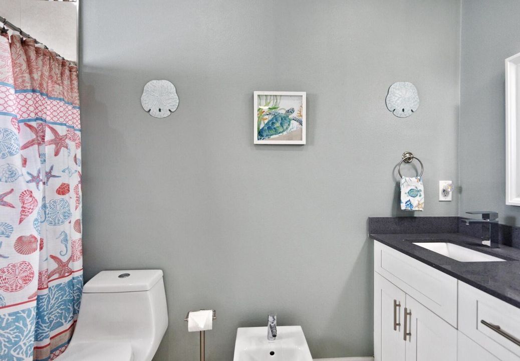 For Sale: $729,000 (3 beds, 2 baths, 1415 Square Feet)