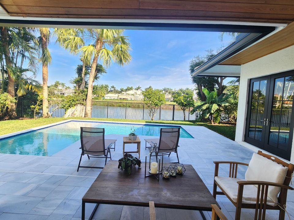 For Sale: $1,870,000 (3 beds, 3 baths, 2017 Square Feet)