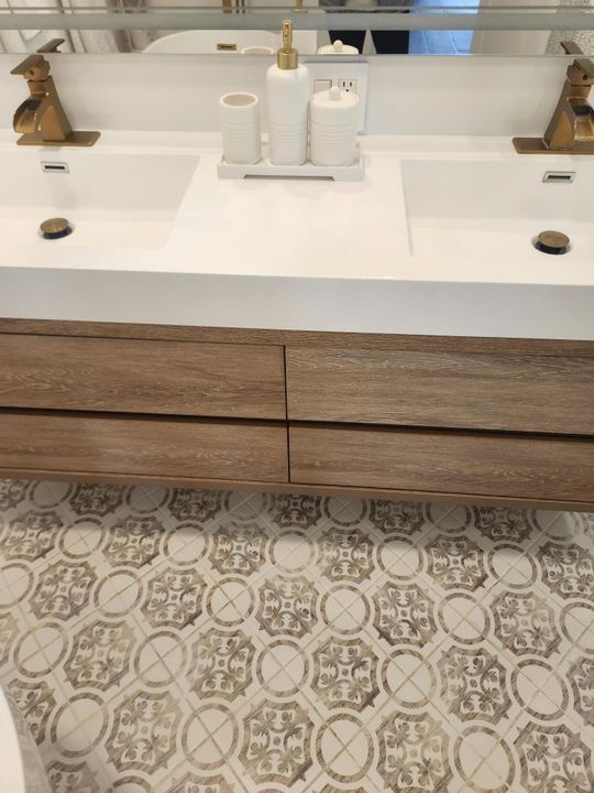 For Sale: $1,870,000 (3 beds, 3 baths, 2017 Square Feet)