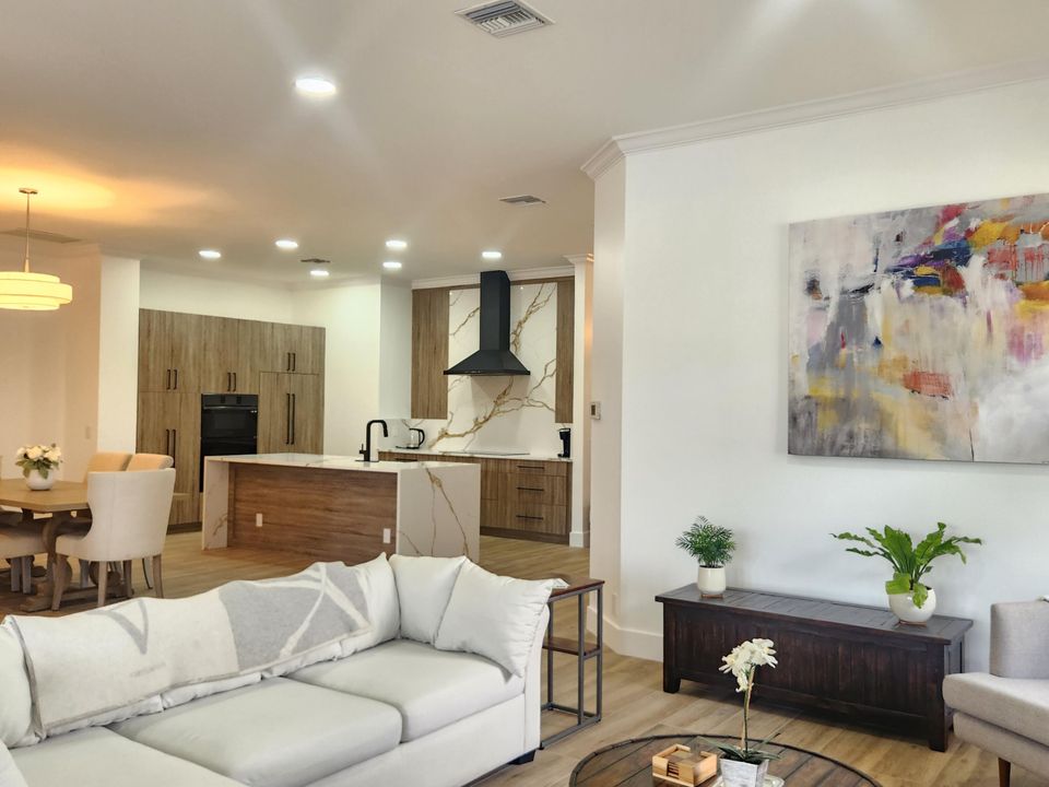 For Sale: $1,870,000 (3 beds, 3 baths, 2017 Square Feet)