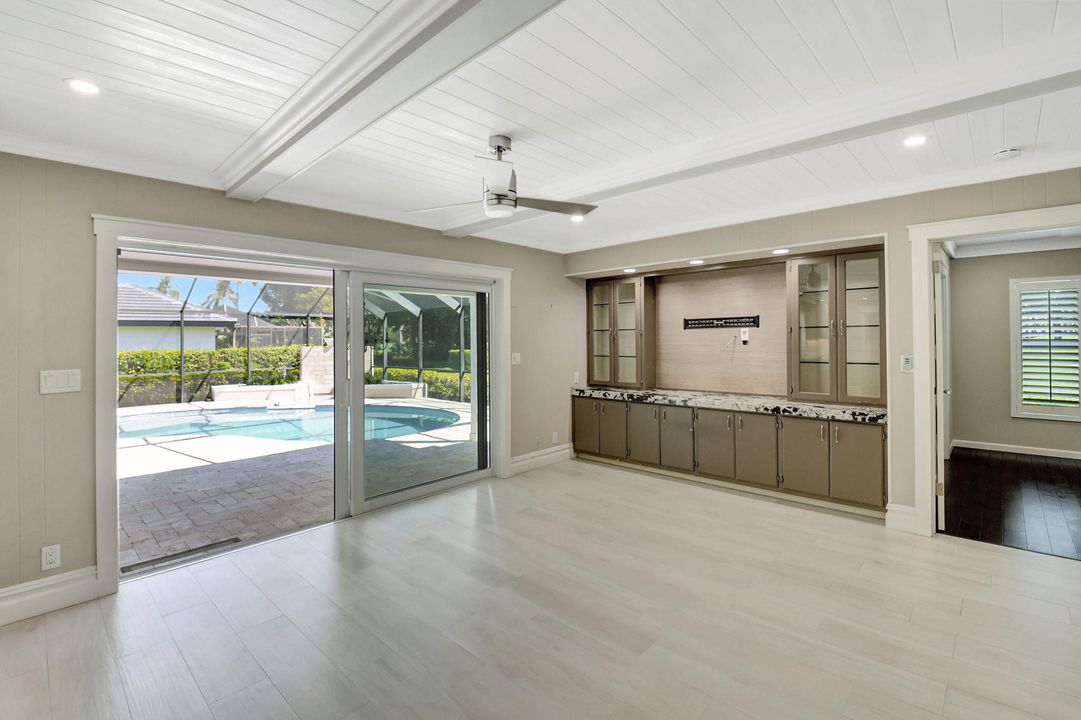 For Sale: $1,799,000 (3 beds, 3 baths, 2811 Square Feet)