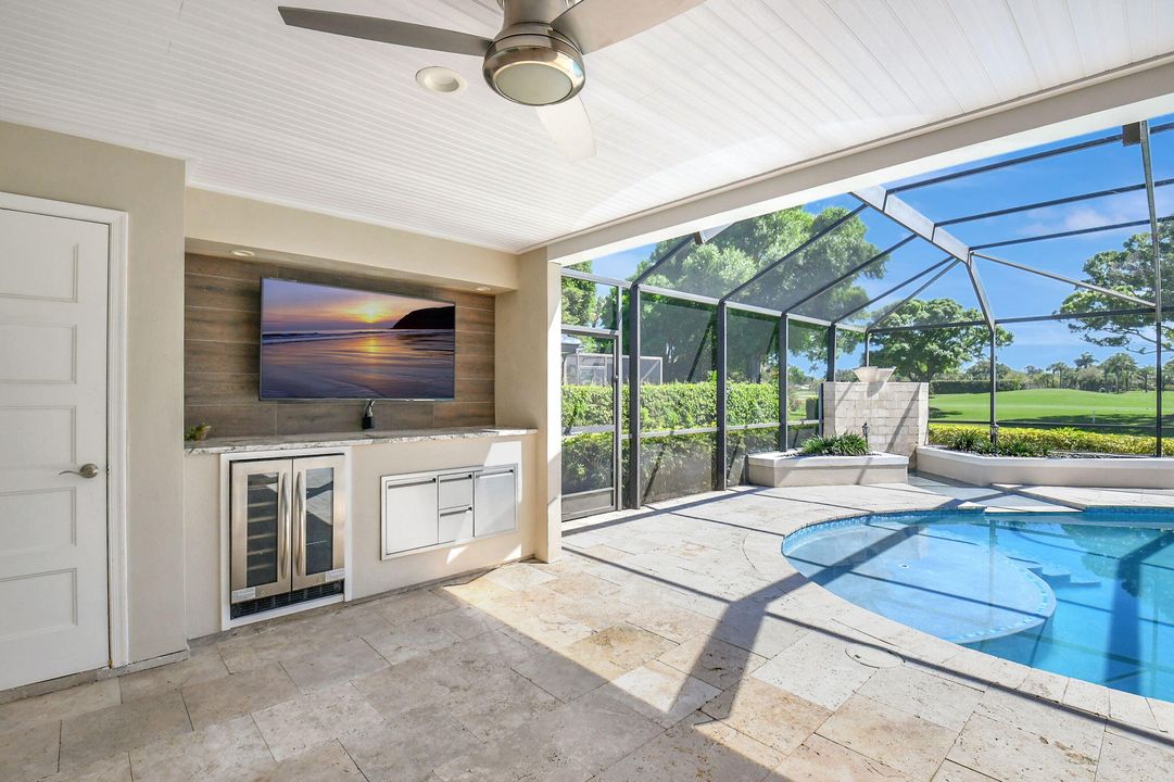 For Sale: $1,799,000 (3 beds, 3 baths, 2811 Square Feet)