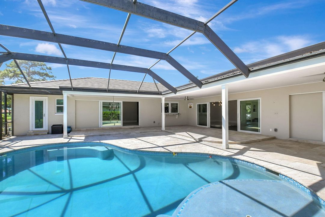 For Sale: $1,799,000 (3 beds, 3 baths, 2811 Square Feet)